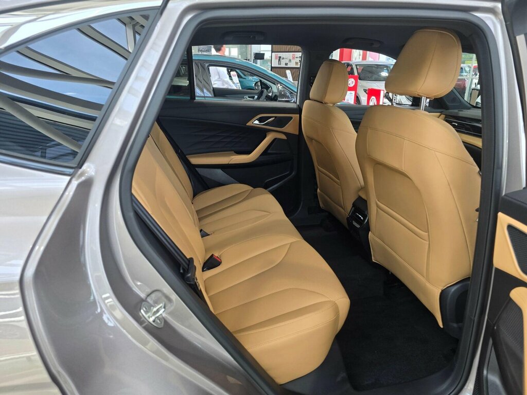 MG HS 1.5 T-gdi 24.7Kwh Trophy Euro 6 Ss  Silver #6