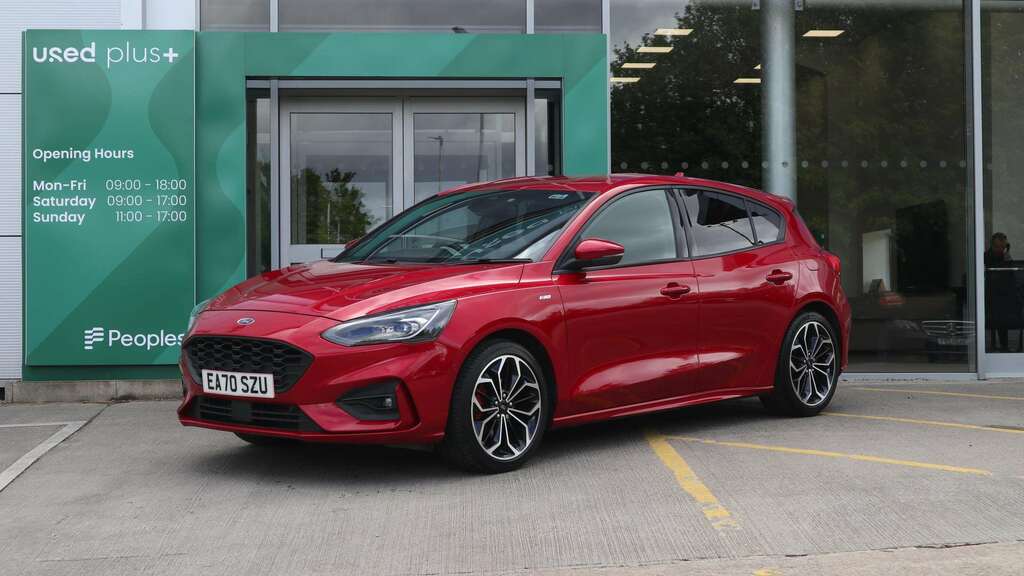 Ford Focus 1.0 Ecoboost Hybrid Mhev 155 St-line X Edition Red