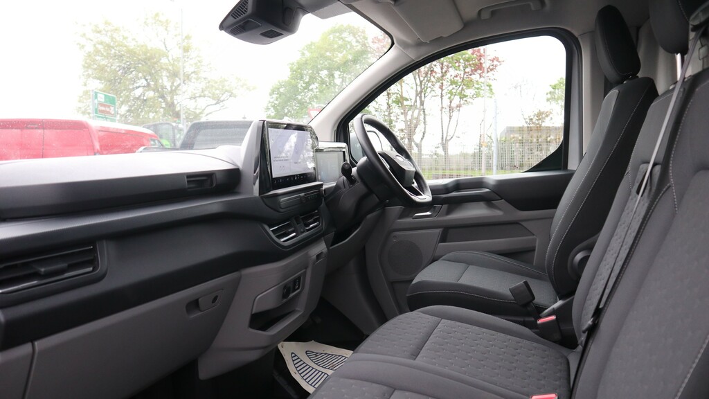 Ford Transit Custom 320 L1 Swb H1 Limited 2.5 Phev 232Ps Pael Van Grey #6