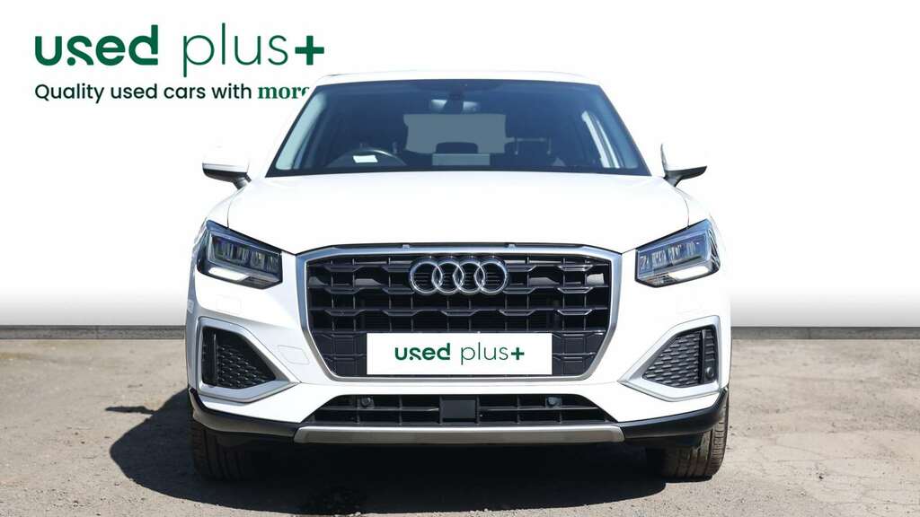 Audi Q2 30 Tfsi Sport SN22BPJ White #5