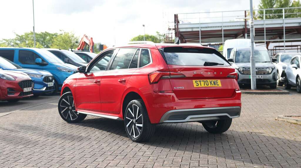 Skoda Kamiq 1.6 Tdi Se L Dsg Red #4
