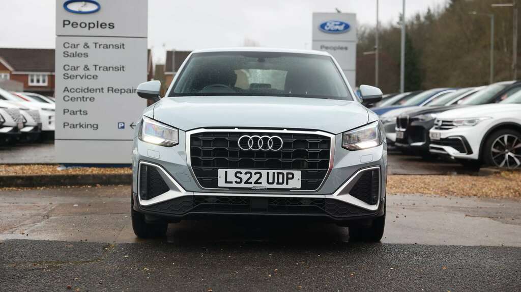 Audi Q2 35 Tfsi S Line S Tronic LS22UDP Grey #5