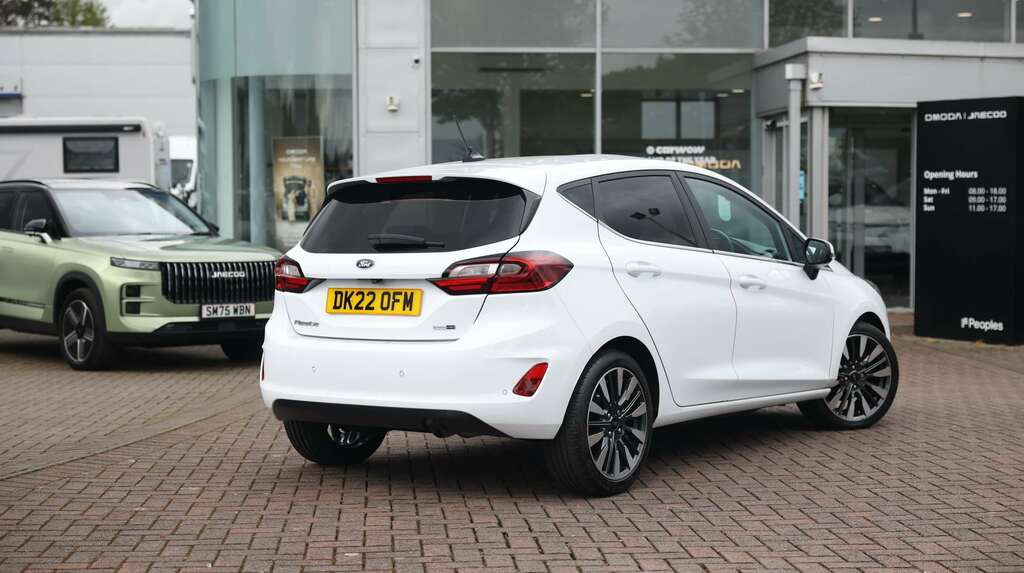 Ford Fiesta 1.0 Ecoboost Hbd Mhev 155 Titanium Vignale DK22OFM White #3