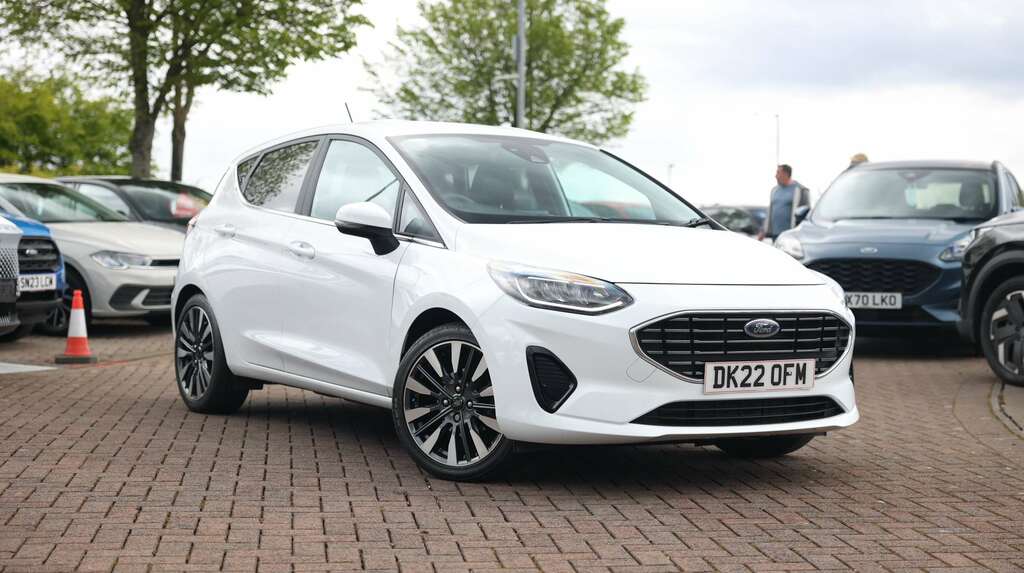 Ford Fiesta 1.0 Ecoboost Hbd Mhev 155 Titanium Vignale DK22OFM White #2