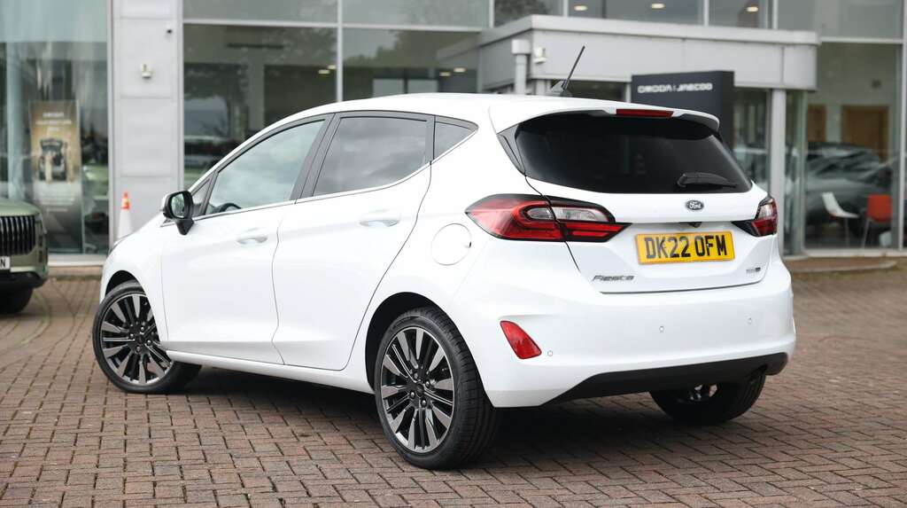 Ford Fiesta 1.0 Ecoboost Hbd Mhev 155 Titanium Vignale DK22OFM White #4