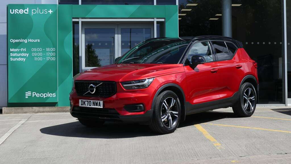 Volvo XC40 1.5 T3 163 R Design Geartronic Red