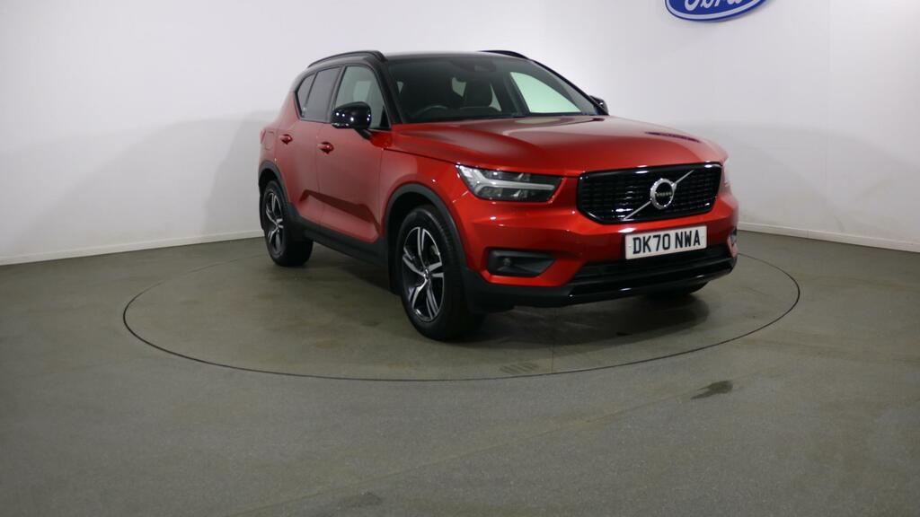 Volvo XC40 1.5 T3 163 R Design Geartronic DK70NWA Red #4