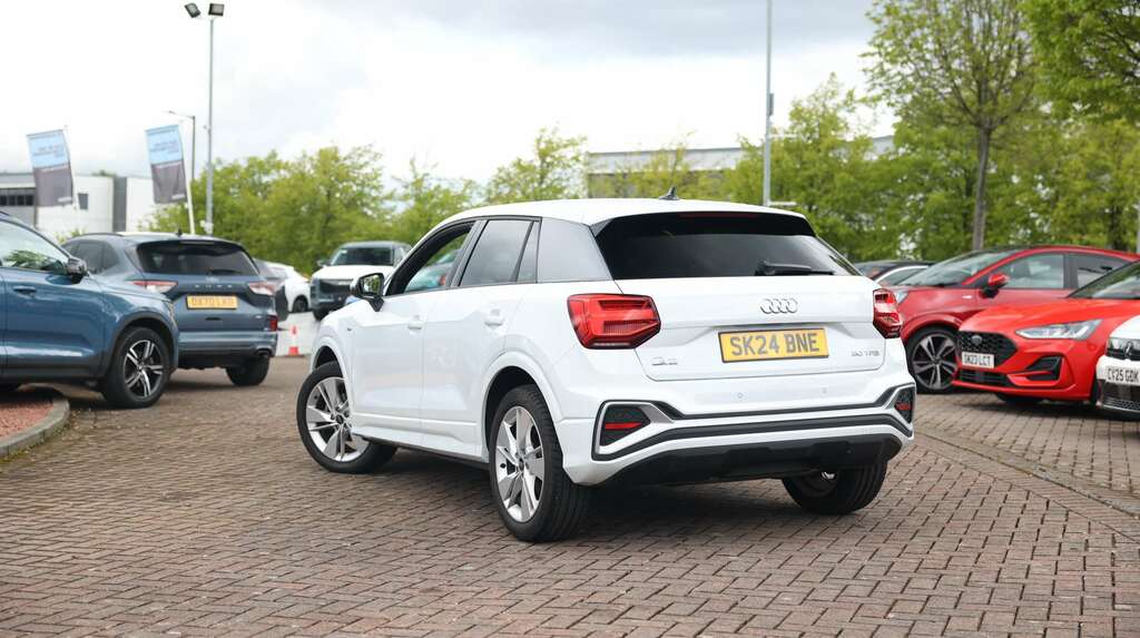 Audi Q2 30 Tfsi S Line SK24BNE White #4