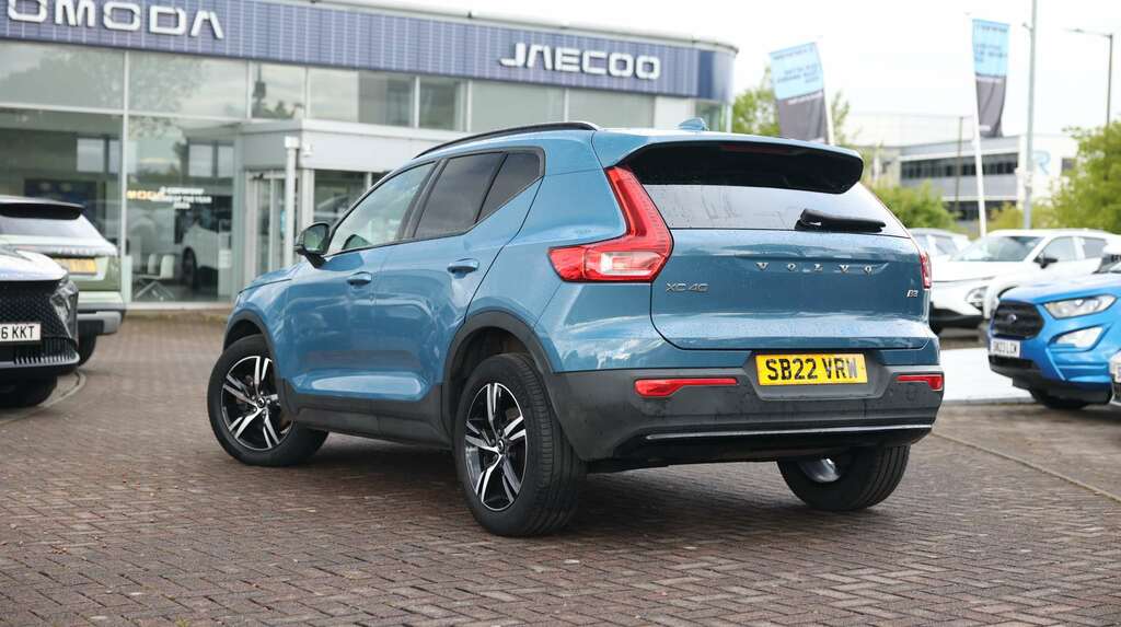 Volvo XC40 2.0 B3p Plus Dark SB22VRW Blue #4