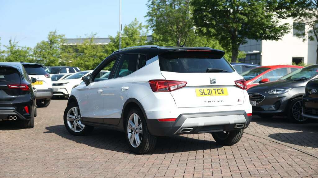 Seat Arona 1.0 Tsi 110 Fr Ez White #4