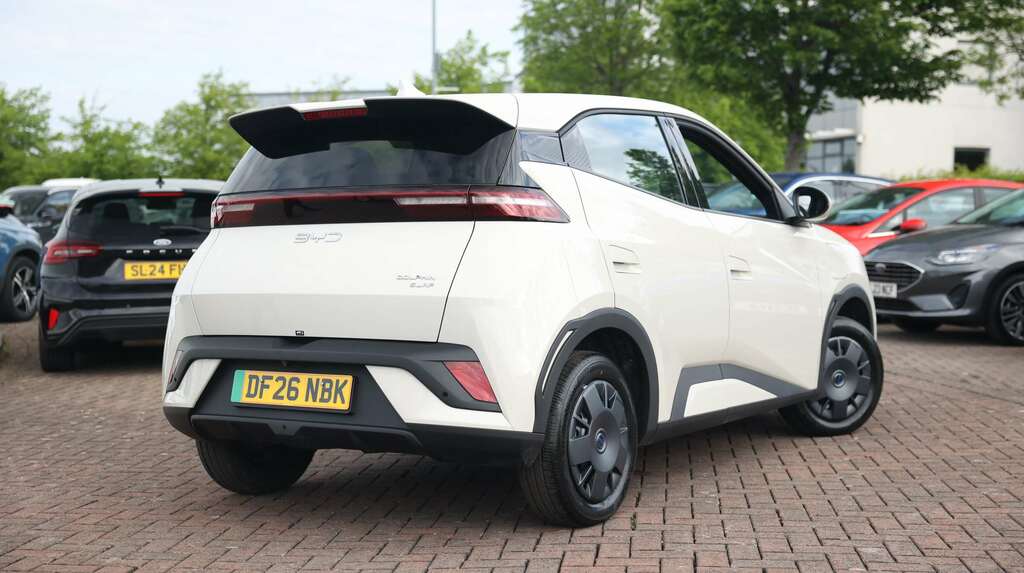 Byd Dolphin 65Kw Active 30Kwh White #3