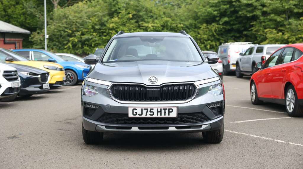 Skoda Kamiq 1.0 Tsi 95 Se Edition GJ75HTP Grey #5