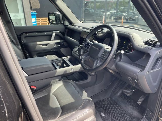 Land Rover Defender 130 P500 V8 Carpathian Grey Grey #16
