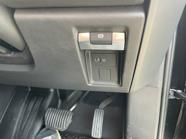 Land Rover Defender 130 P500 V8 Carpathian Grey Grey #35