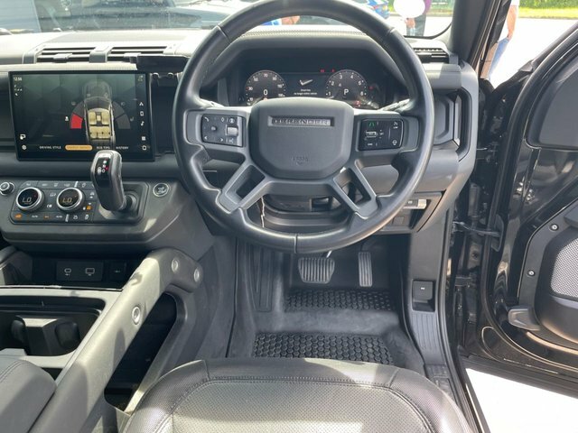 Land Rover Defender 130 P500 V8 Carpathian Grey Grey #21