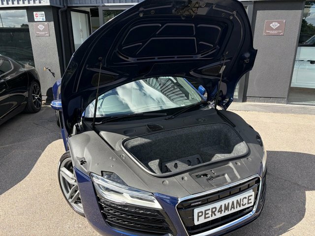 Audi R8 V10 Quattro Grey #93