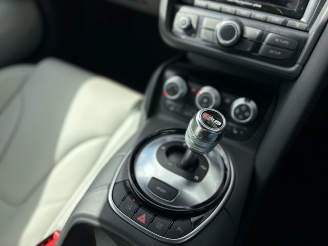 Audi R8 V10 Quattro Grey #61