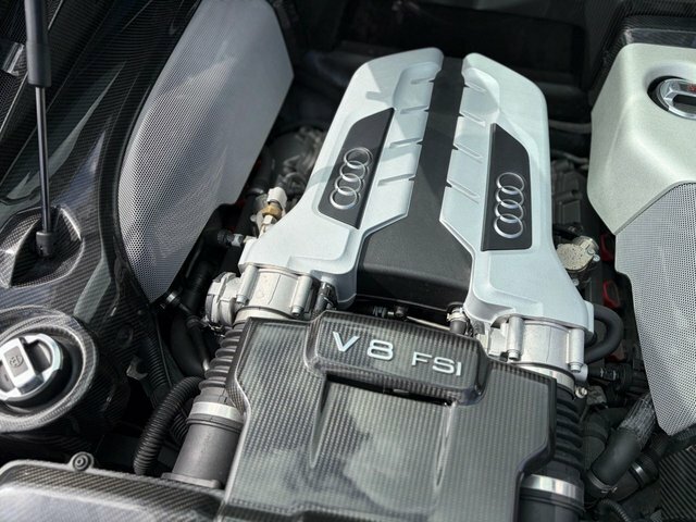 Audi R8 V10 Quattro Grey #75
