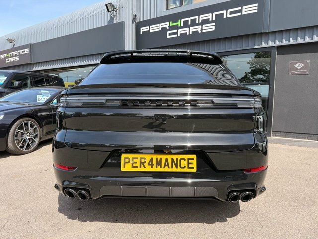 Porsche Cayenne 3.0 V6 E-hybrid 25.9Kwh S Coupe Plug-in MF24EZT Black #4