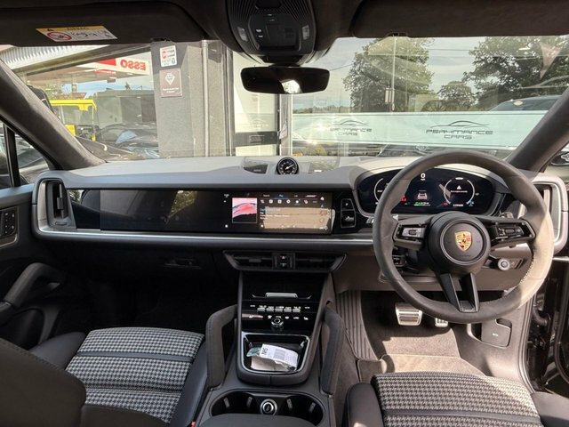 Porsche Cayenne 3.0 V6 E-hybrid 25.9Kwh S Coupe Plug-in MF24EZT Black #5