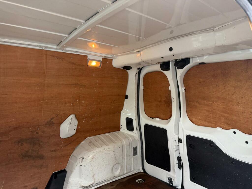 Peugeot Bipper Tepee Tepee S Red #34