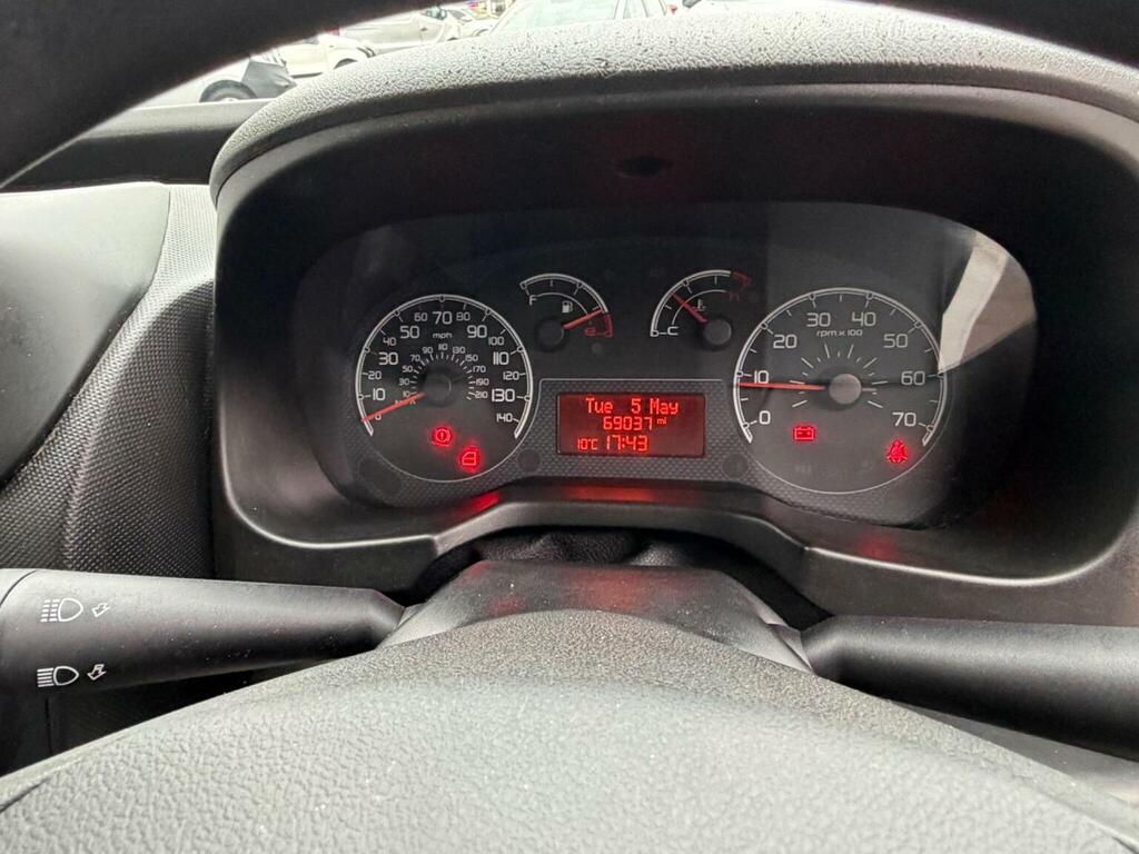 Peugeot Bipper Tepee Tepee S Red #30