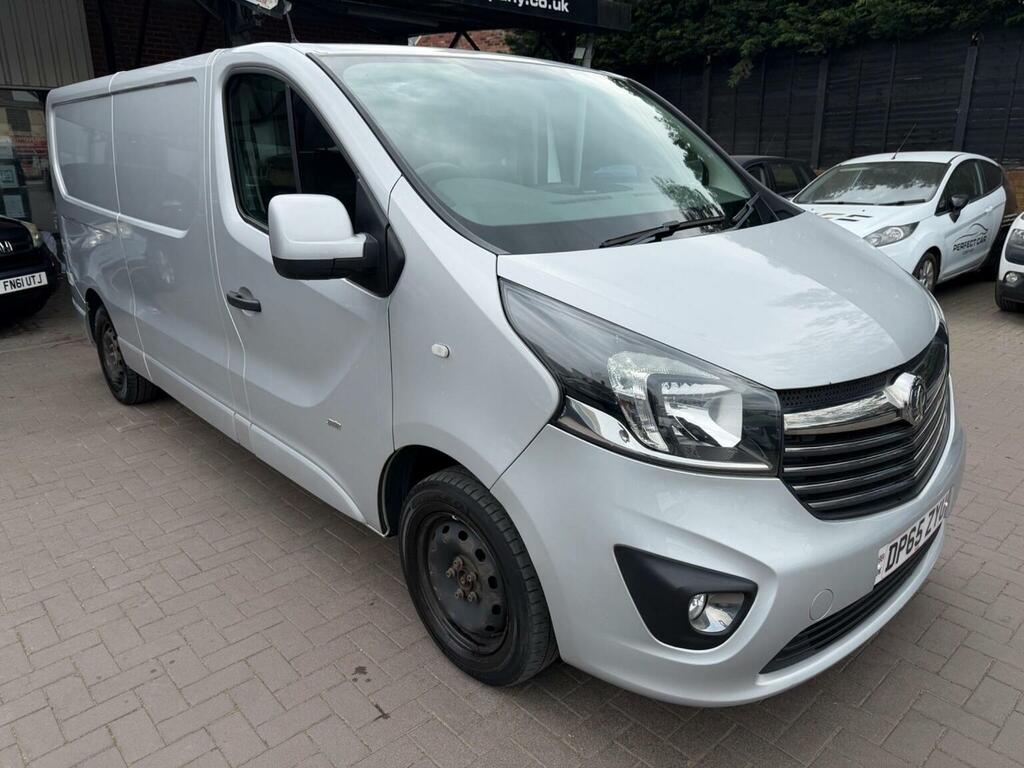 Vauxhall Vivaro 1.6 Cdti 2900 Sportive L2 H1 Euro 5 2015 DP65ZYU Silver #2