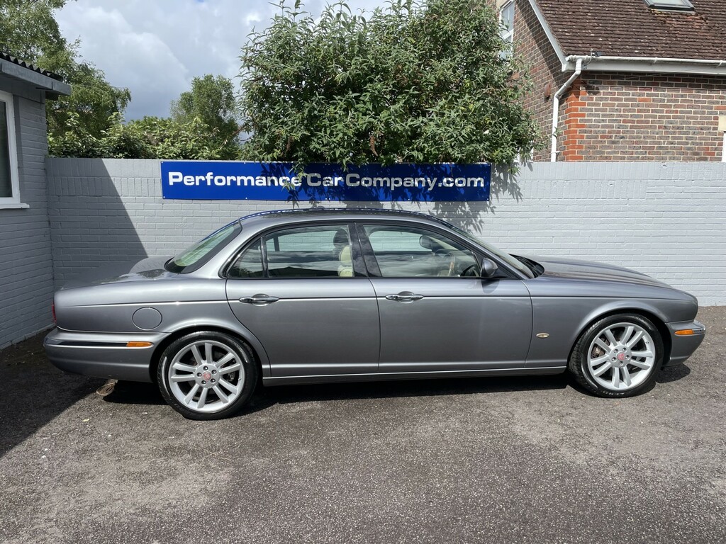 Jaguar XJR Saloon Blue #2