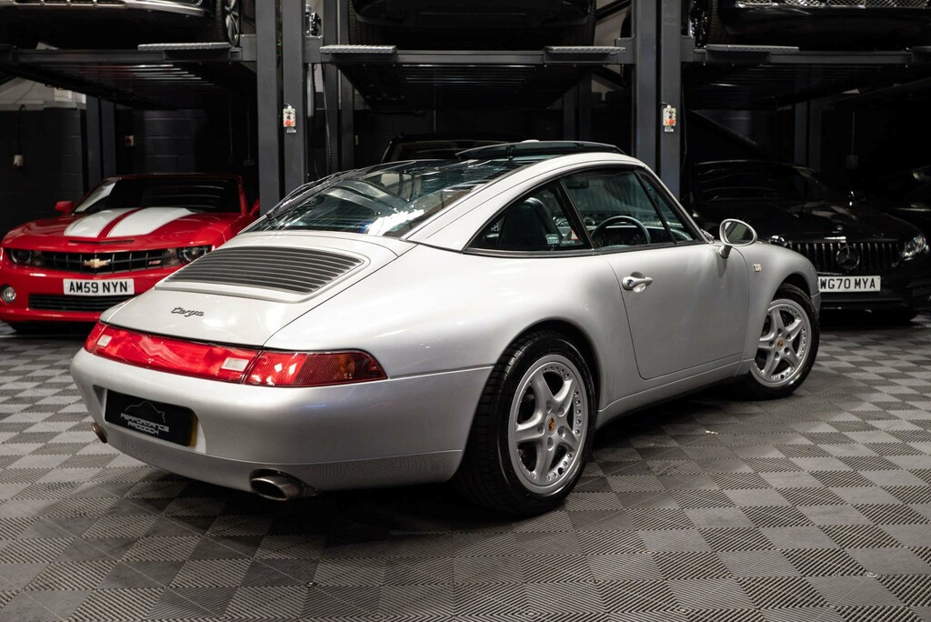 Porsche 911 Carrera Cpe Red #10