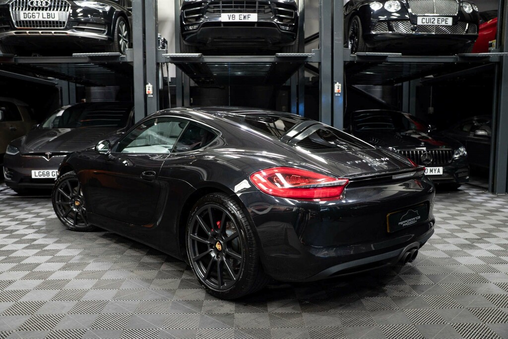 Porsche Cayman S Semi-auto