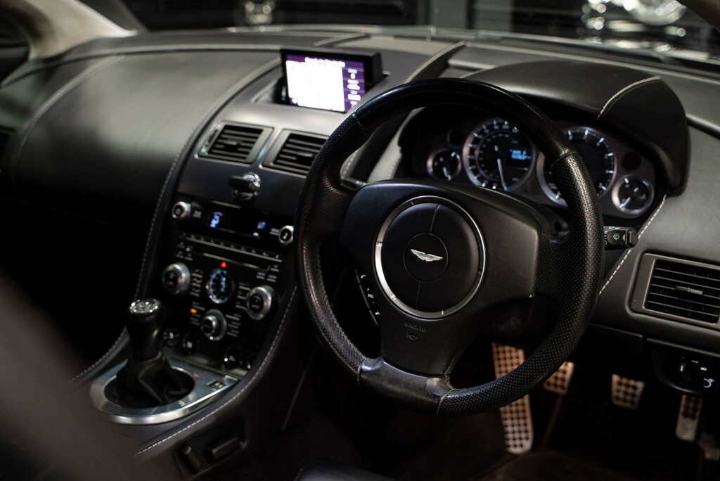 Aston Martin Vantage 4.7 Am1 420 Bhp Silver #11