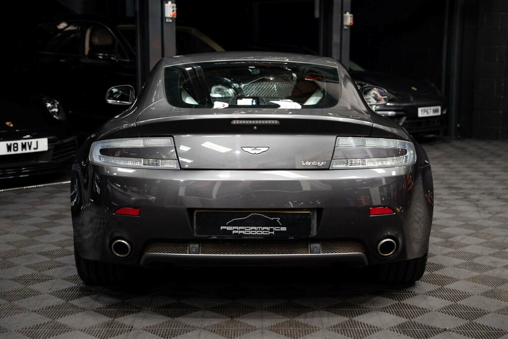 Aston Martin Vantage 4.7 Am1 420 Bhp Silver #7
