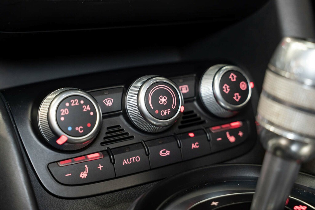 Audi R8 5.2 V10 Sa Coupe Black #19