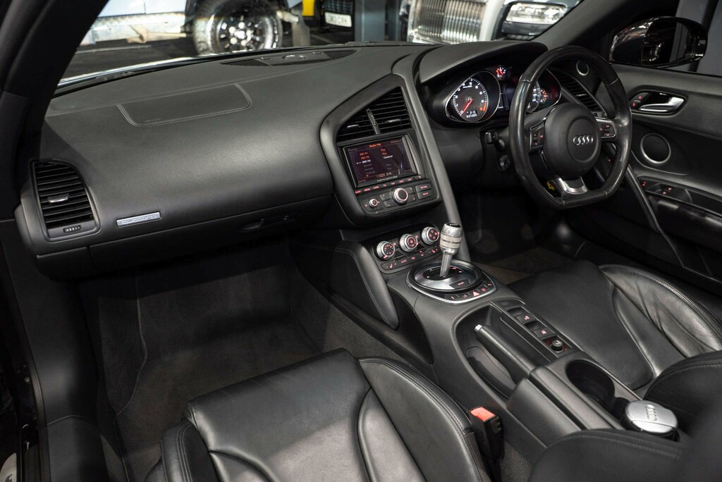 Audi R8 Spyder V8 Quattro 4Wd  #2