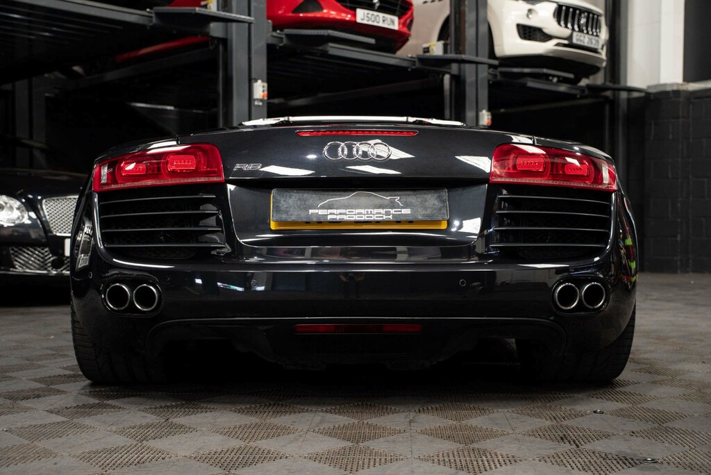 Audi R8 Spyder V8 Quattro 4Wd  #6