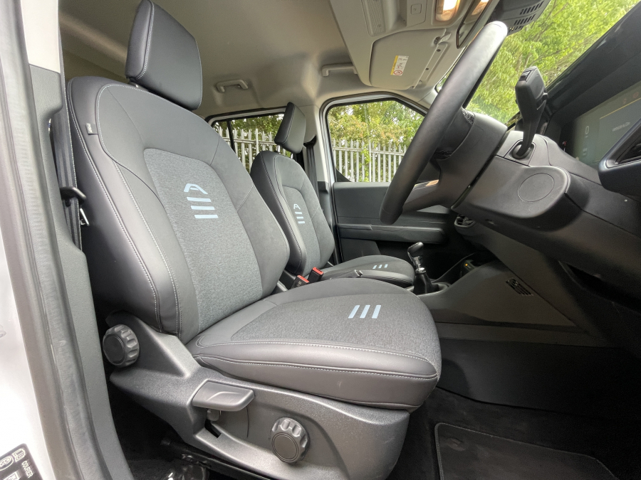 Ford Tourneo Courier 1.0 Ecoboost Active Green #9