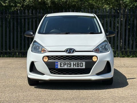 Hyundai I10 1.0 I10 Play EP19HBD White #4