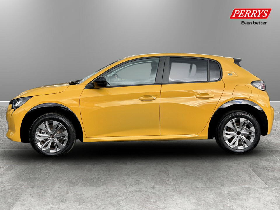 Peugeot e-208 115Kw Active 51Kwh Yellow #4