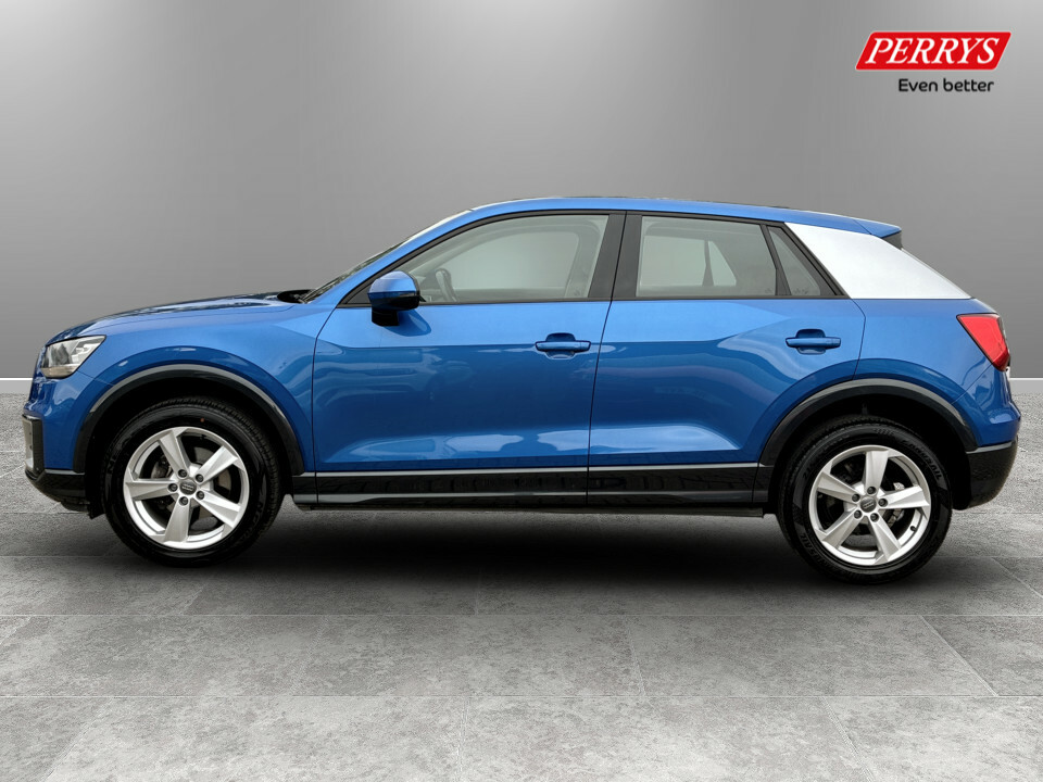 Audi Q2 30 Tdi Sport S Tronic DE19WOX Blue #4