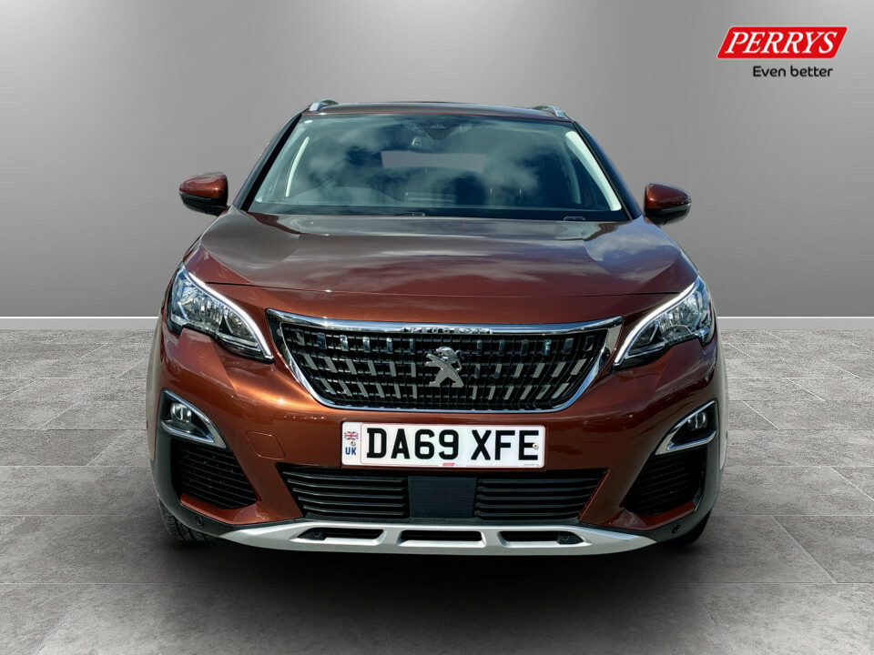 Peugeot 3008 1.5 Bluehdi Allure Eat8 Brown #2