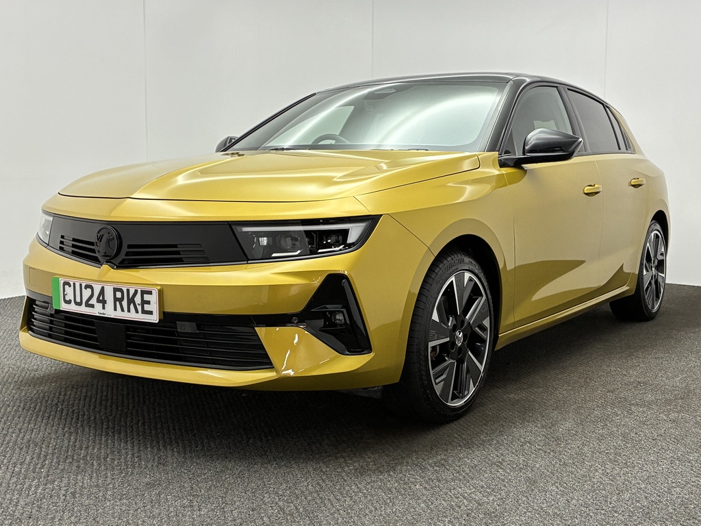 Vauxhall Astra 115Kw Ultimate 54Kwh CU24RKE Yellow #3