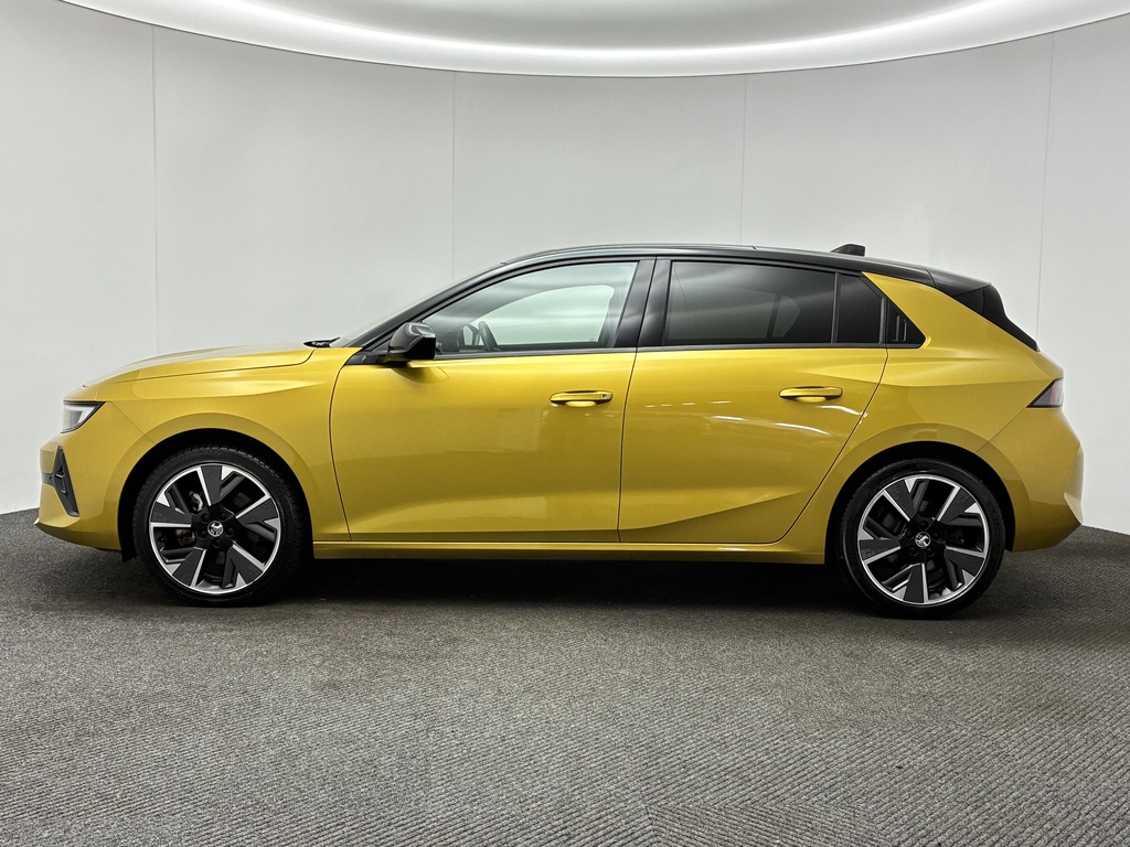 Vauxhall Astra 115Kw Ultimate 54Kwh CU24RKE Yellow #4