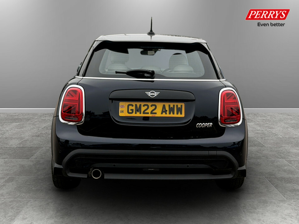 Mini Hatch 1.5 Cooper Exclusive GM22AWW Black #6