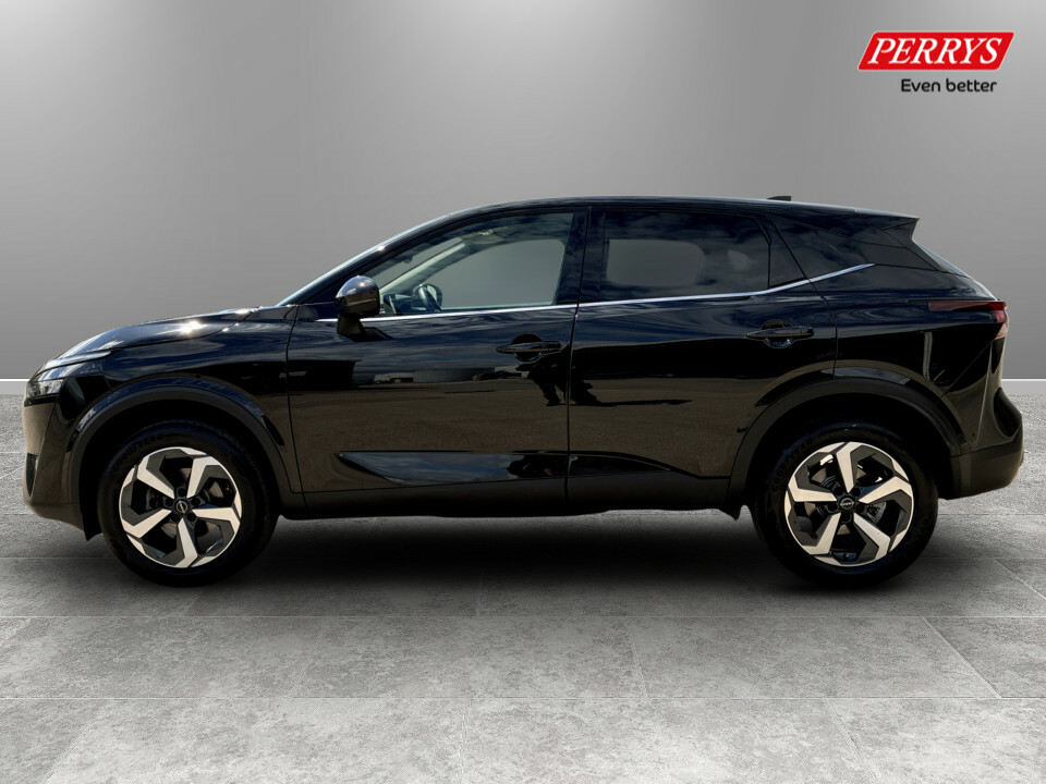 Nissan Qashqai 1.3 Dig-t Mh N-connecta WP23NHC Black #4