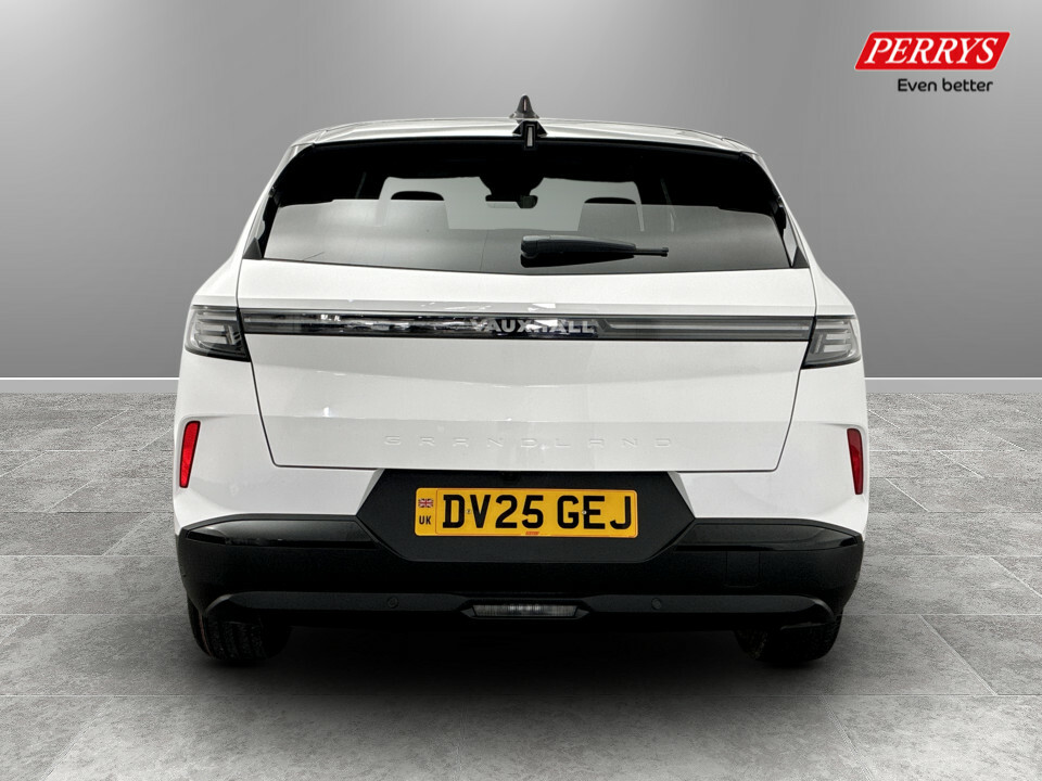 Vauxhall Grandland 1.2 Hybrid 136 Ultimate E-dct6 Pan Roof DV25GEJ White #6