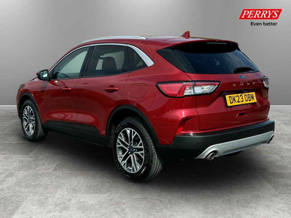 Ford Kuga 1.5 Ecoboost 150 Titanium Edition DK23OBM Red #5