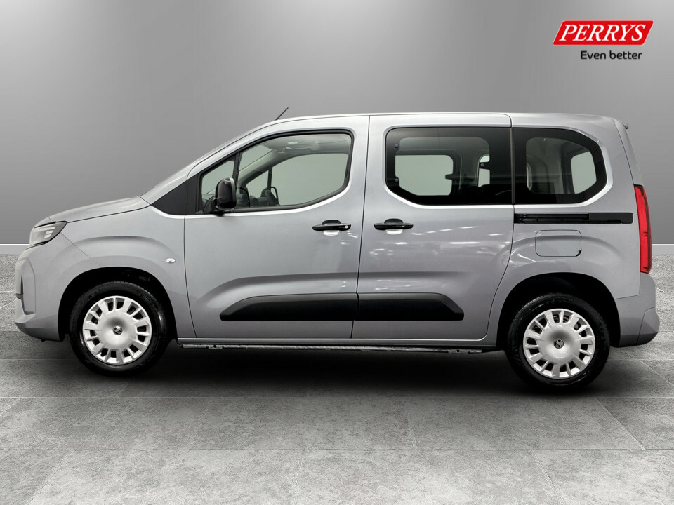 Vauxhall Combo Life 1.5 Turbo D Design Wav  #4