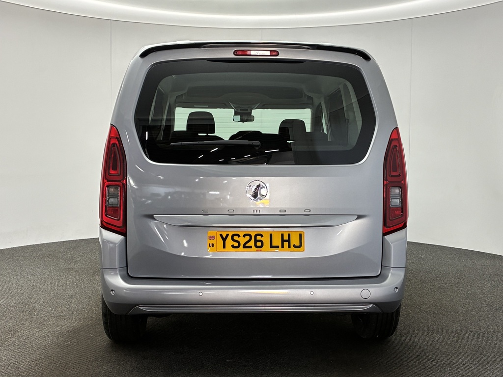 Vauxhall Combo Life 1.5 Turbo D Design Wav  #6