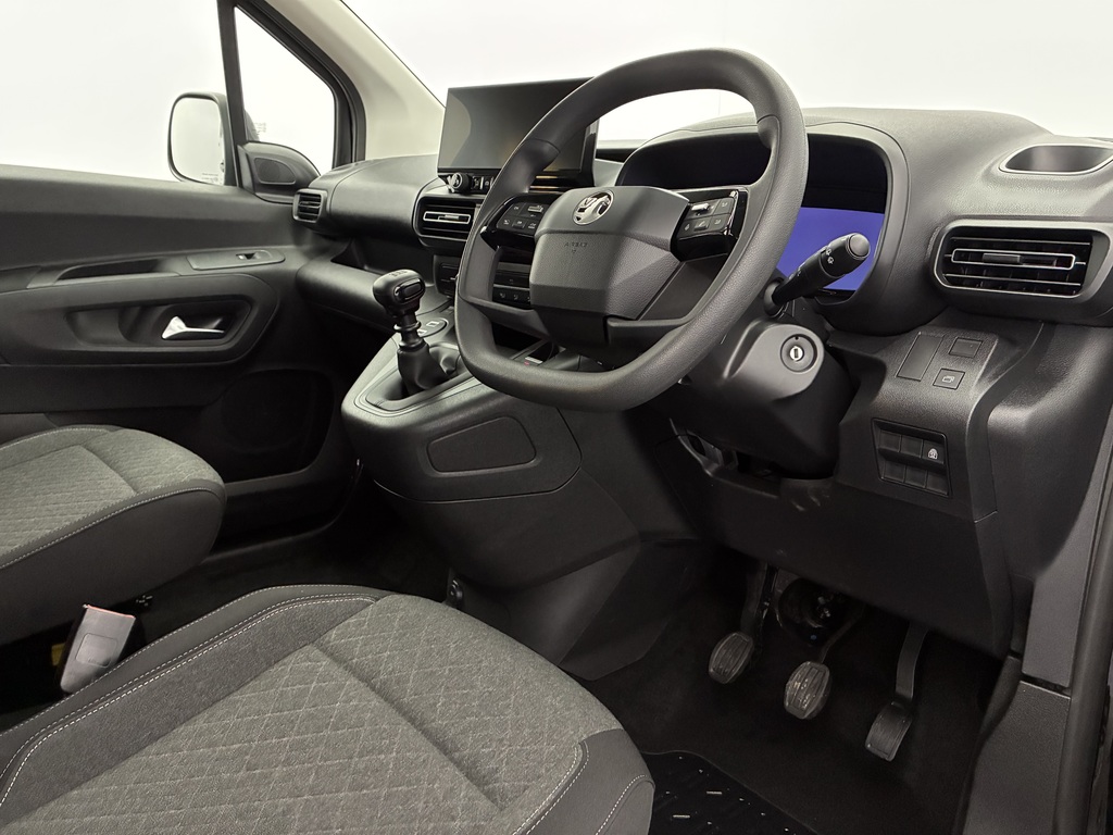 Vauxhall Combo Life 1.5 Turbo D Design Wav Blue #17
