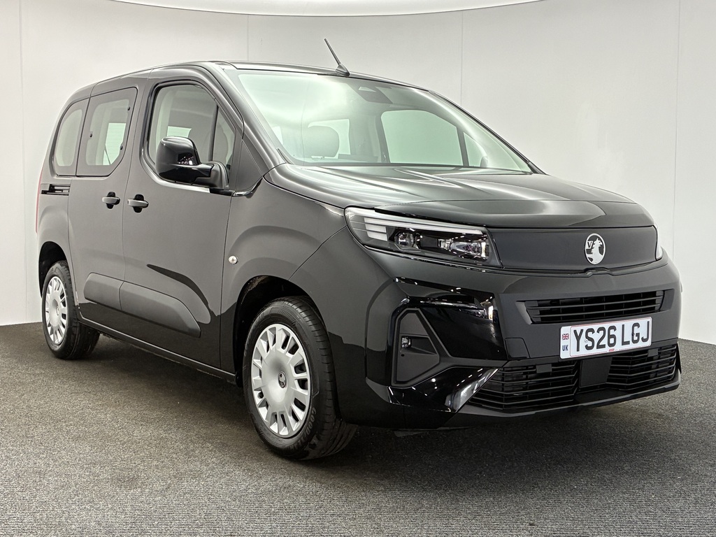 Vauxhall Combo Life 1.5 Turbo D Design Wav Black